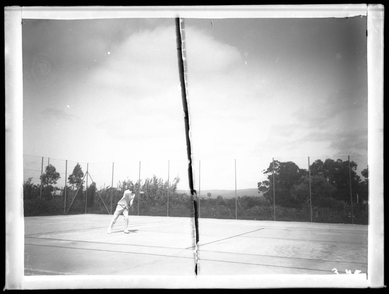 <p>The player strikes the ball in this singles tennis match.</p>