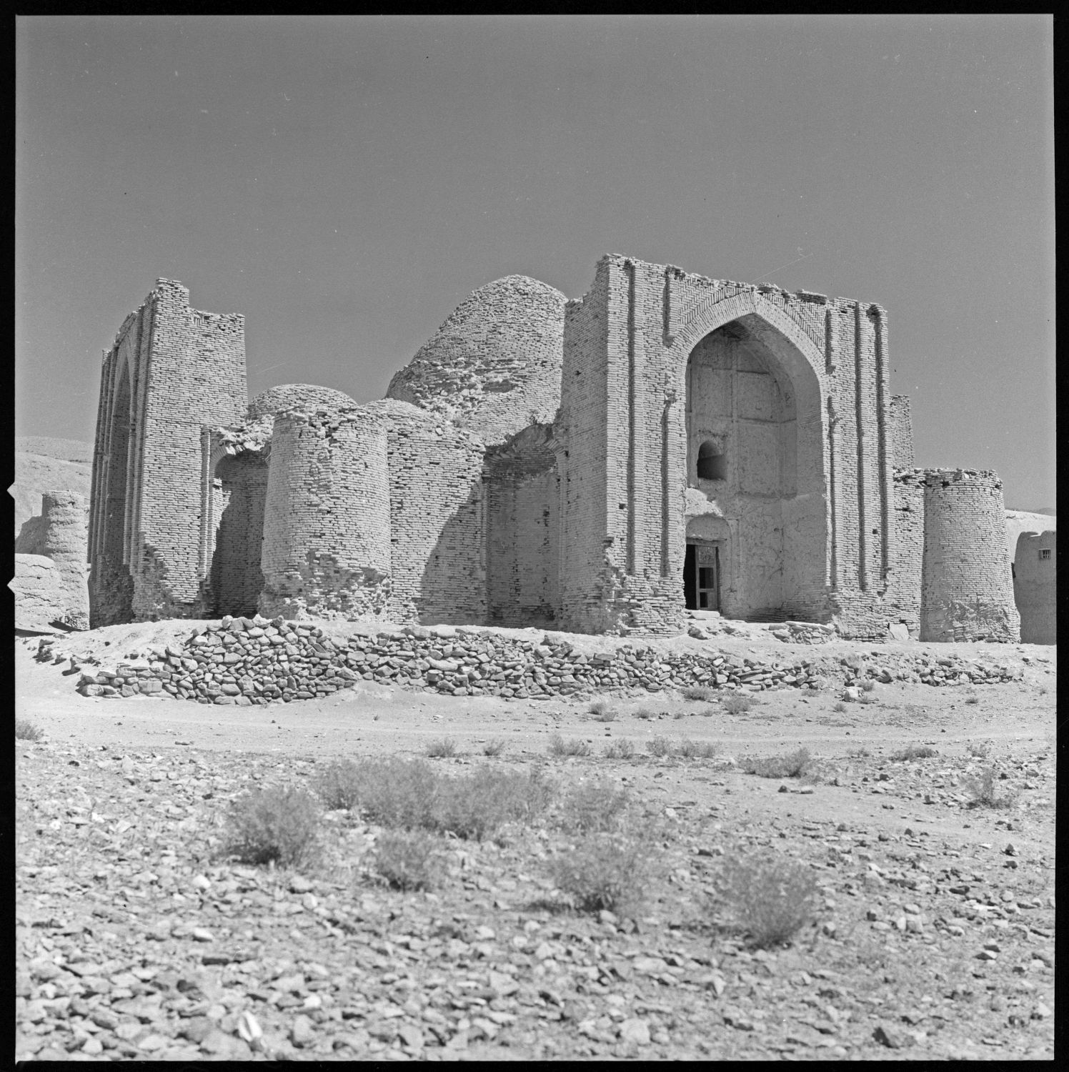 Maqbara-i Ulugh Beg ibn Abu Sa'id - Exterior view showing iwans and gunbad.