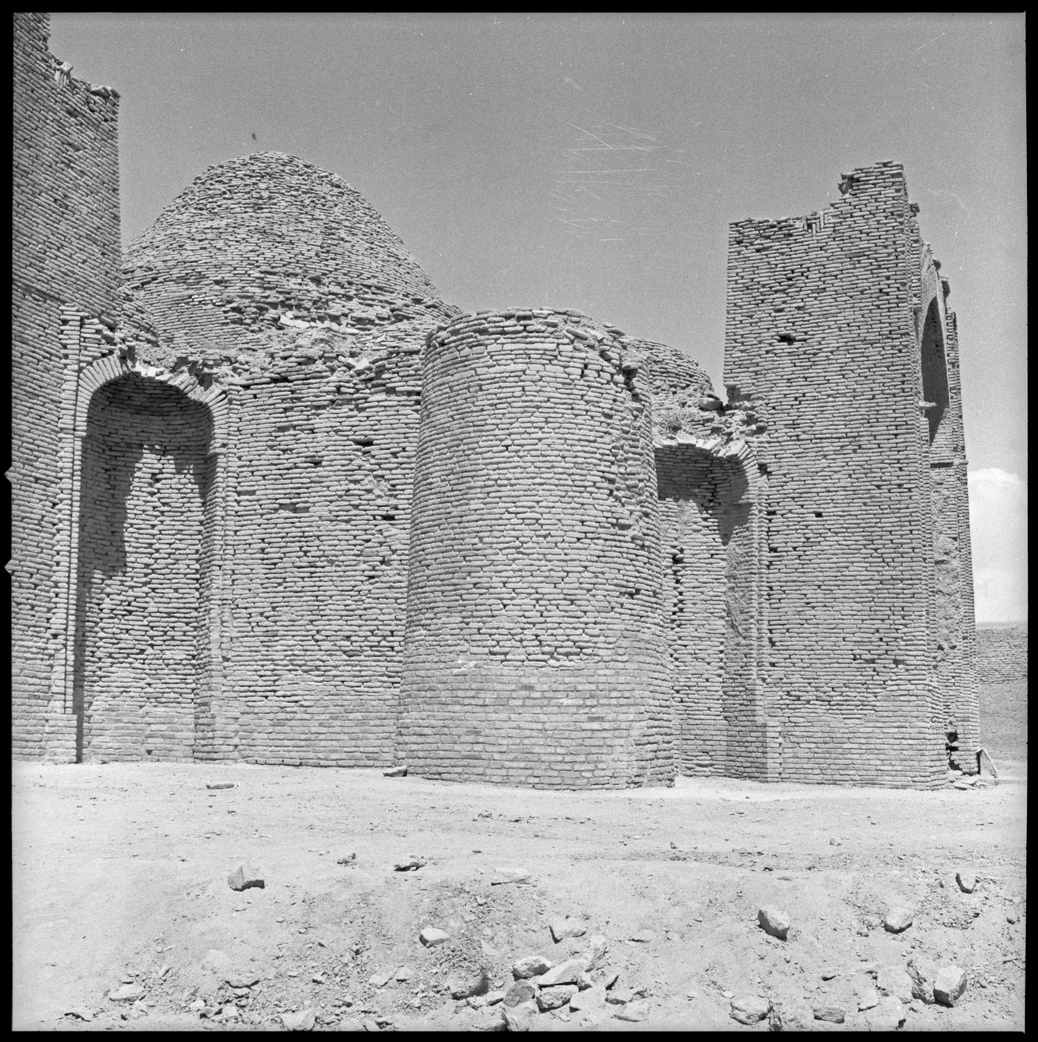 Maqbara-i Ulugh Beg ibn Abu Sa'id - Exterior view showing corner tower and gunbad.