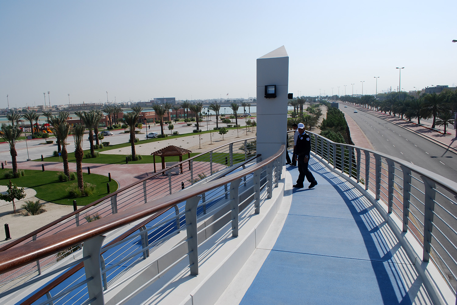 Arad Bay Pedestrian Bridge - Ramp - southward 