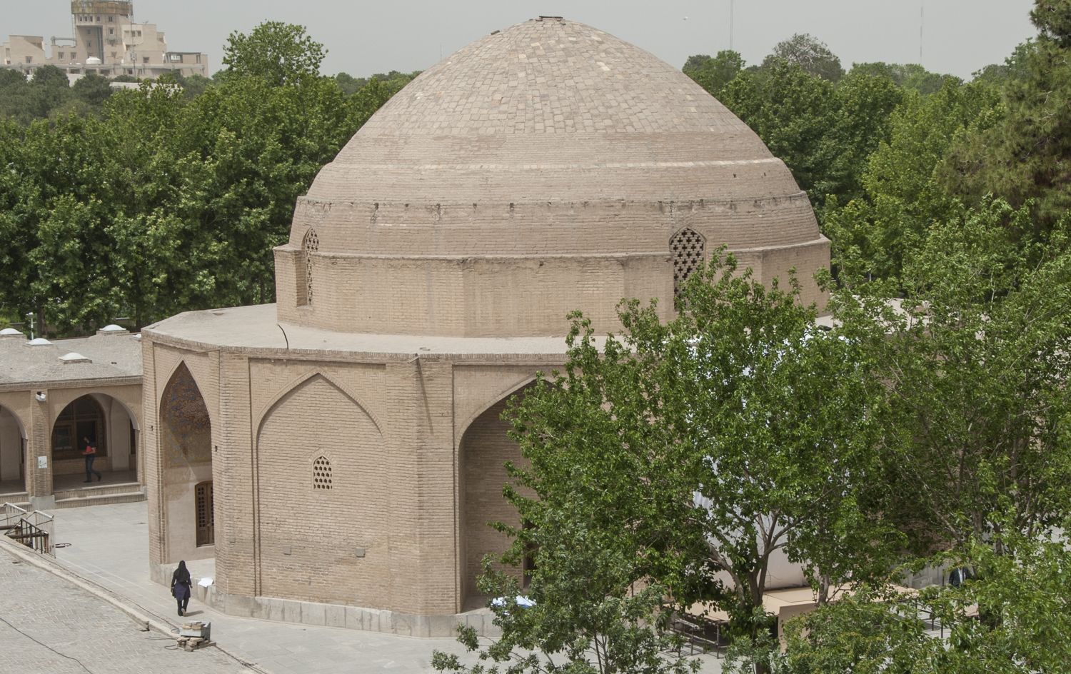 View of domed tawhid-khanah structure from Ali Qapu tower.