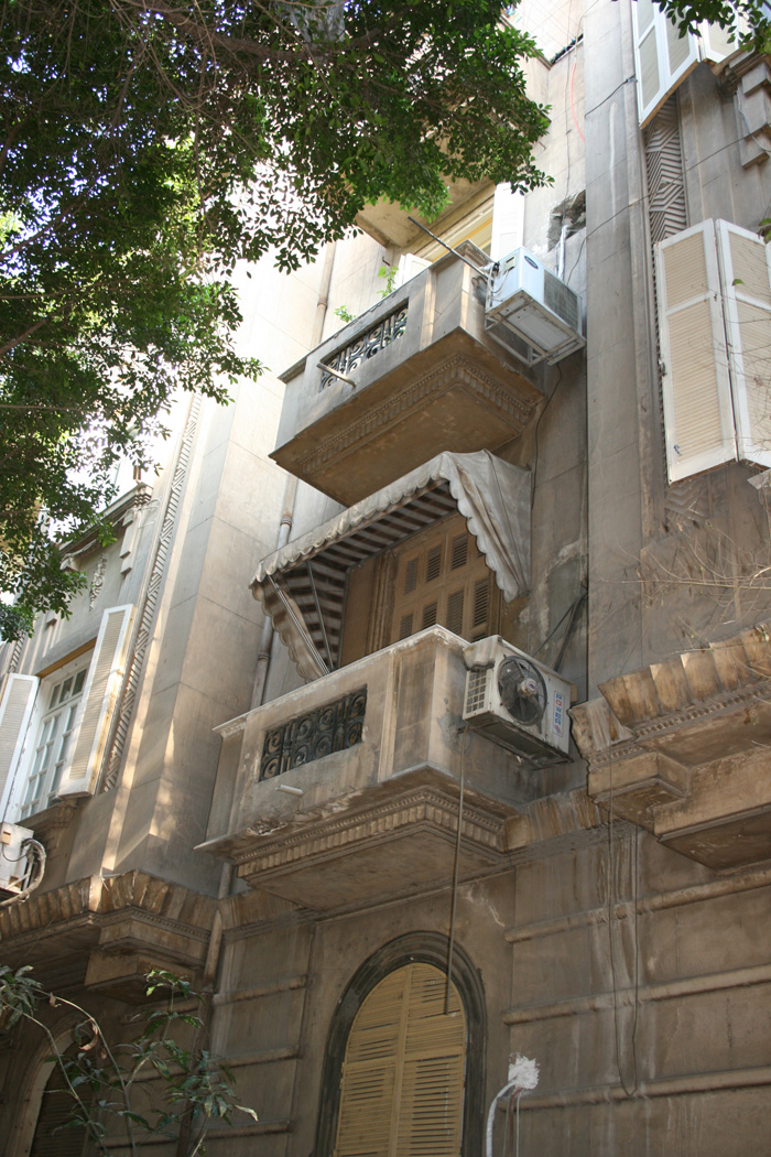 Facade, balconies with ironwork decoration