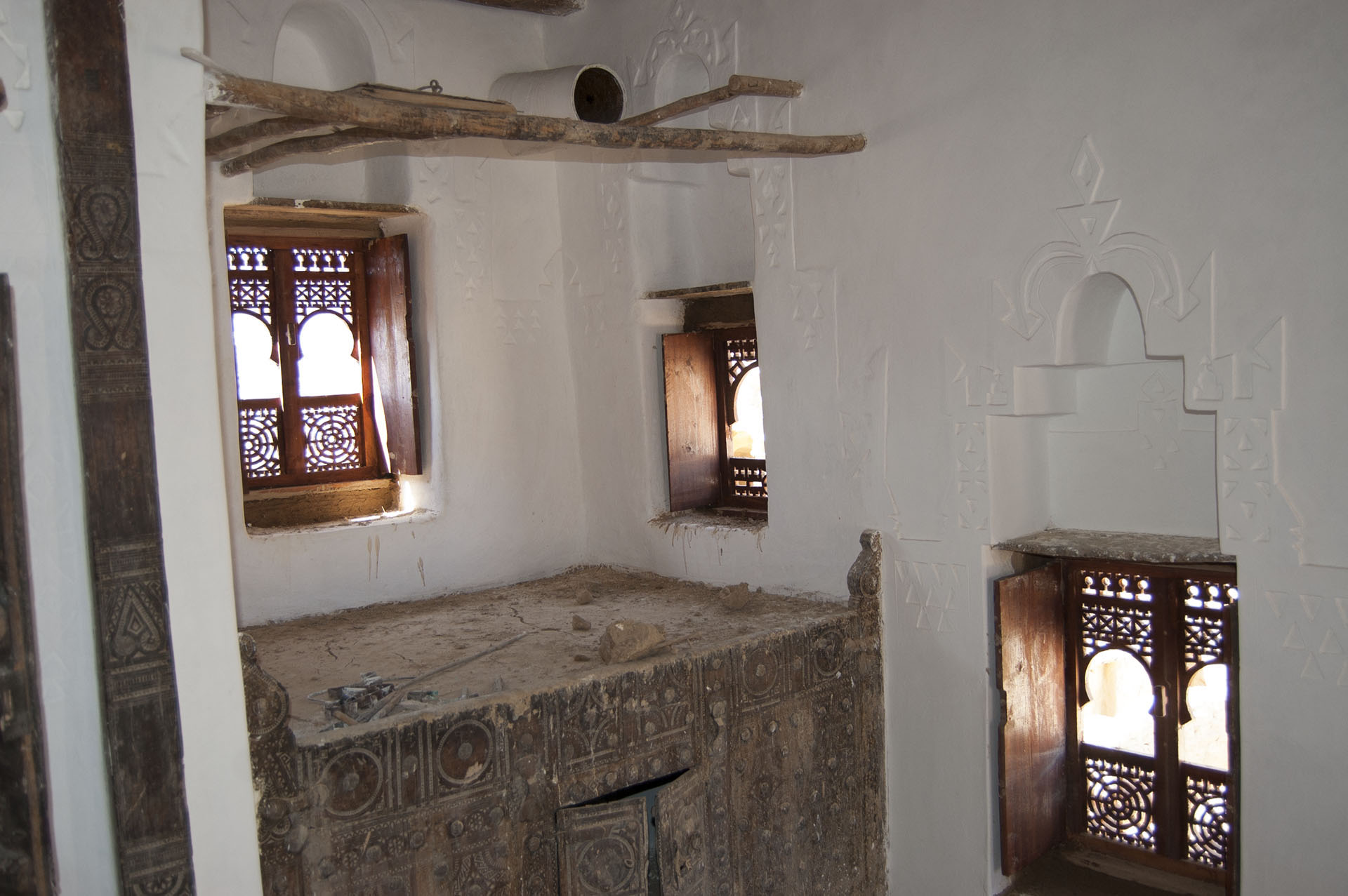 <p>Interior view with the newly made wooden windows screens.</p>