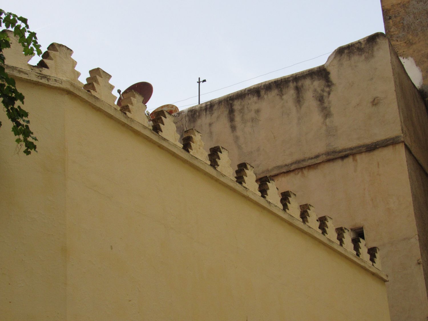 Exterior, view, mosque roof edging.