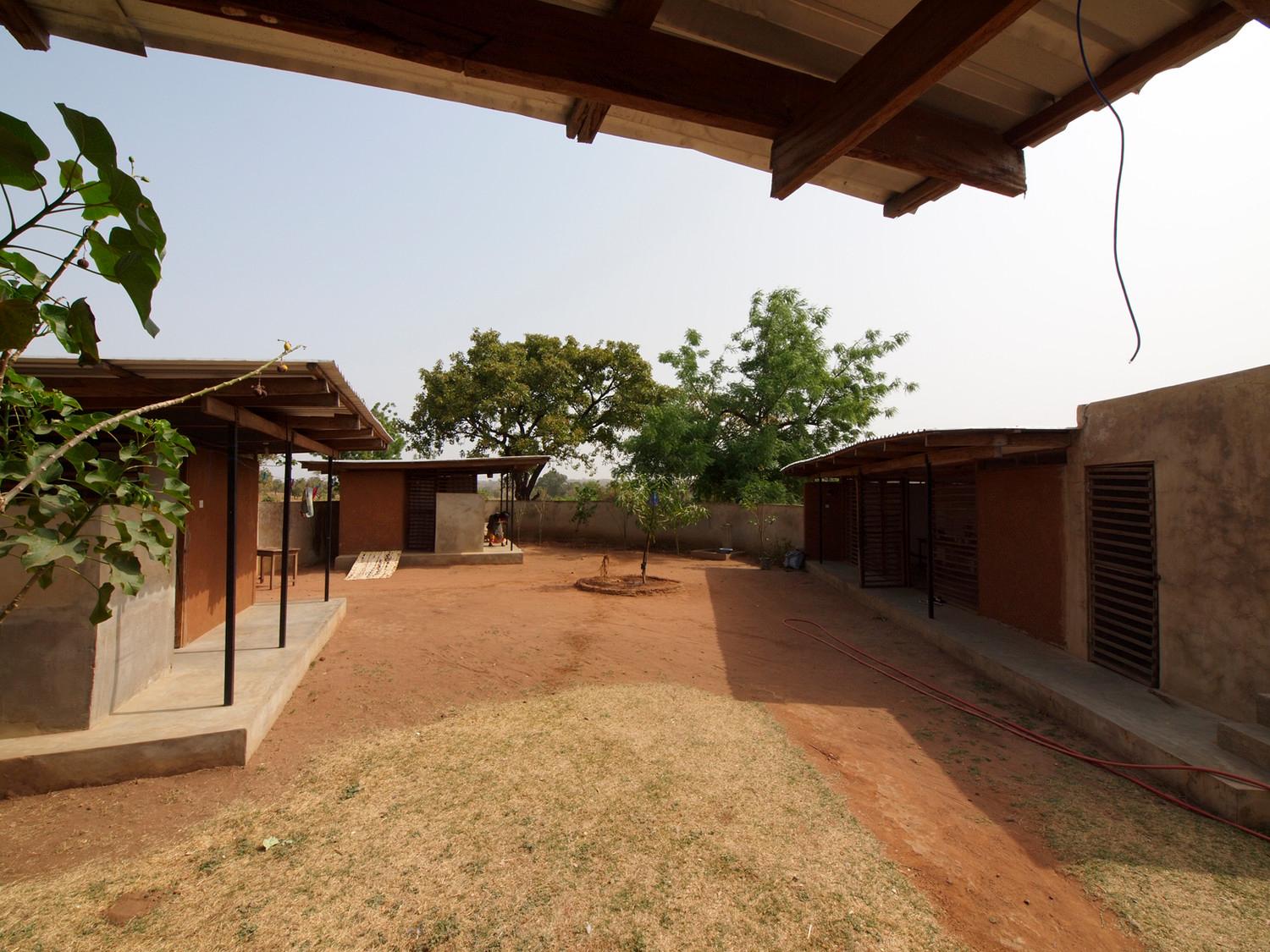Volunteer compound communal structure and residences