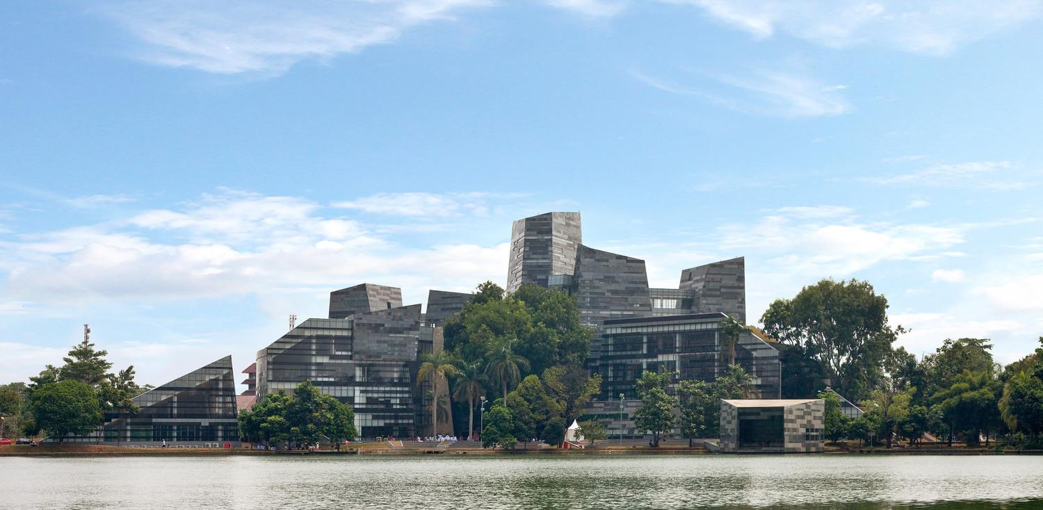 Central Library University - View from the lake
