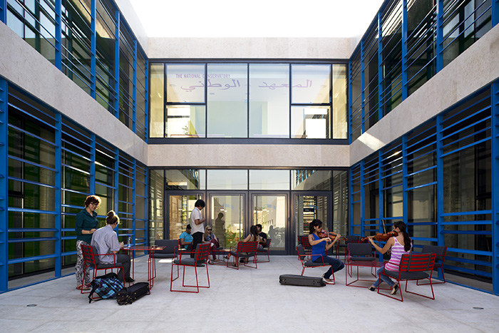 The public space at the heart of the project is the designed to adapt to several functions 
