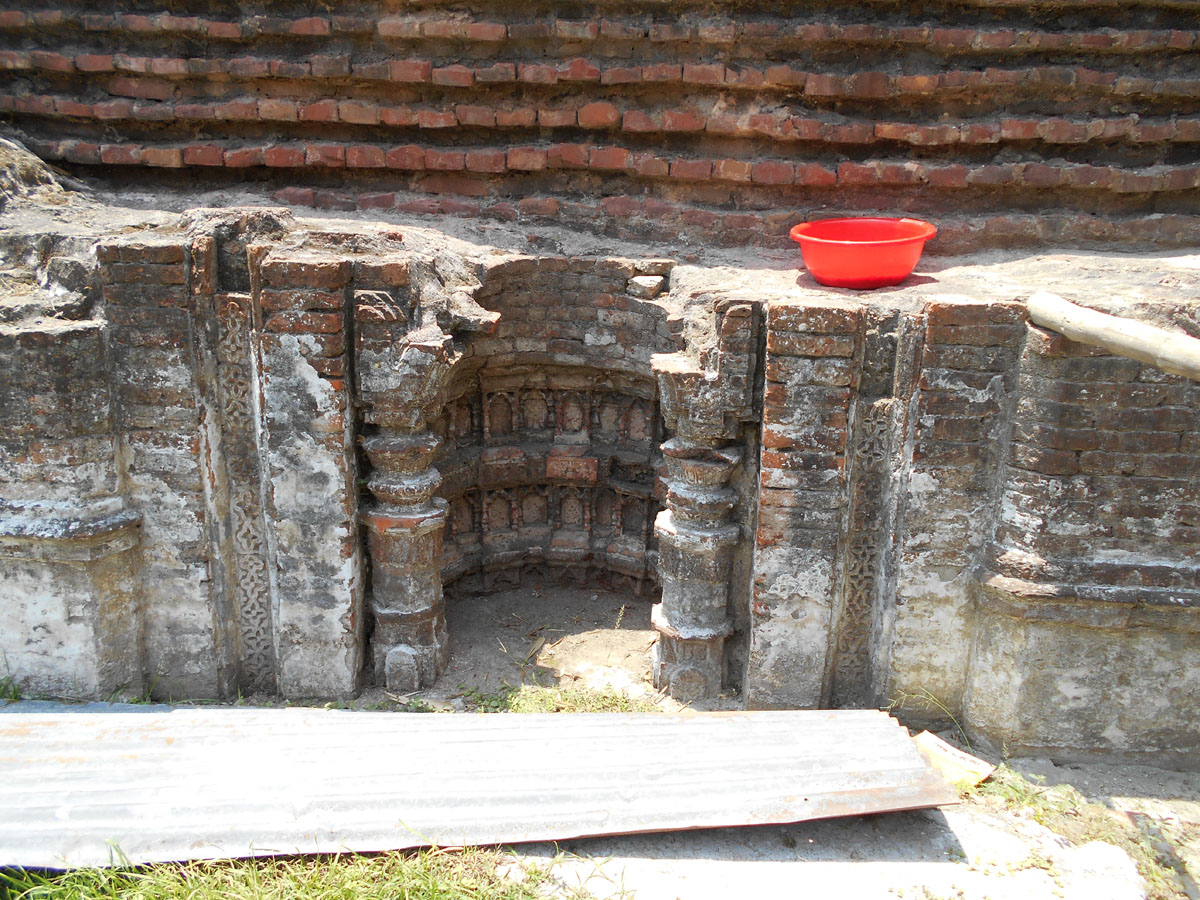 Remains of a mihrab