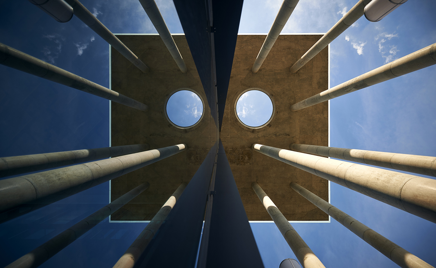Circular oculus in the concrete canopy