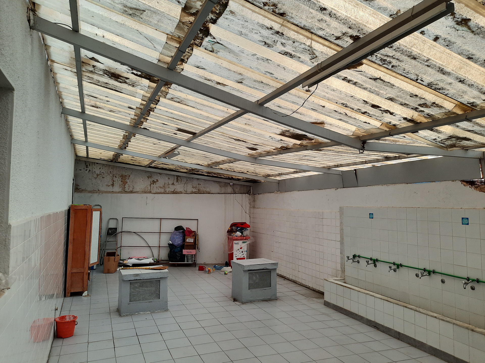 <p>School, washroom before restoration</p>