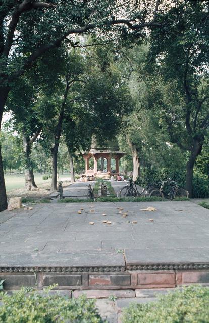 General view of the now-dry water canals on the garden terrace, with a <i>chhatri</i> (gazebo) in the background