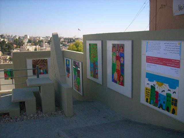 Exterior walls of panoramic lookout used as surface to exhibit local artists' work
