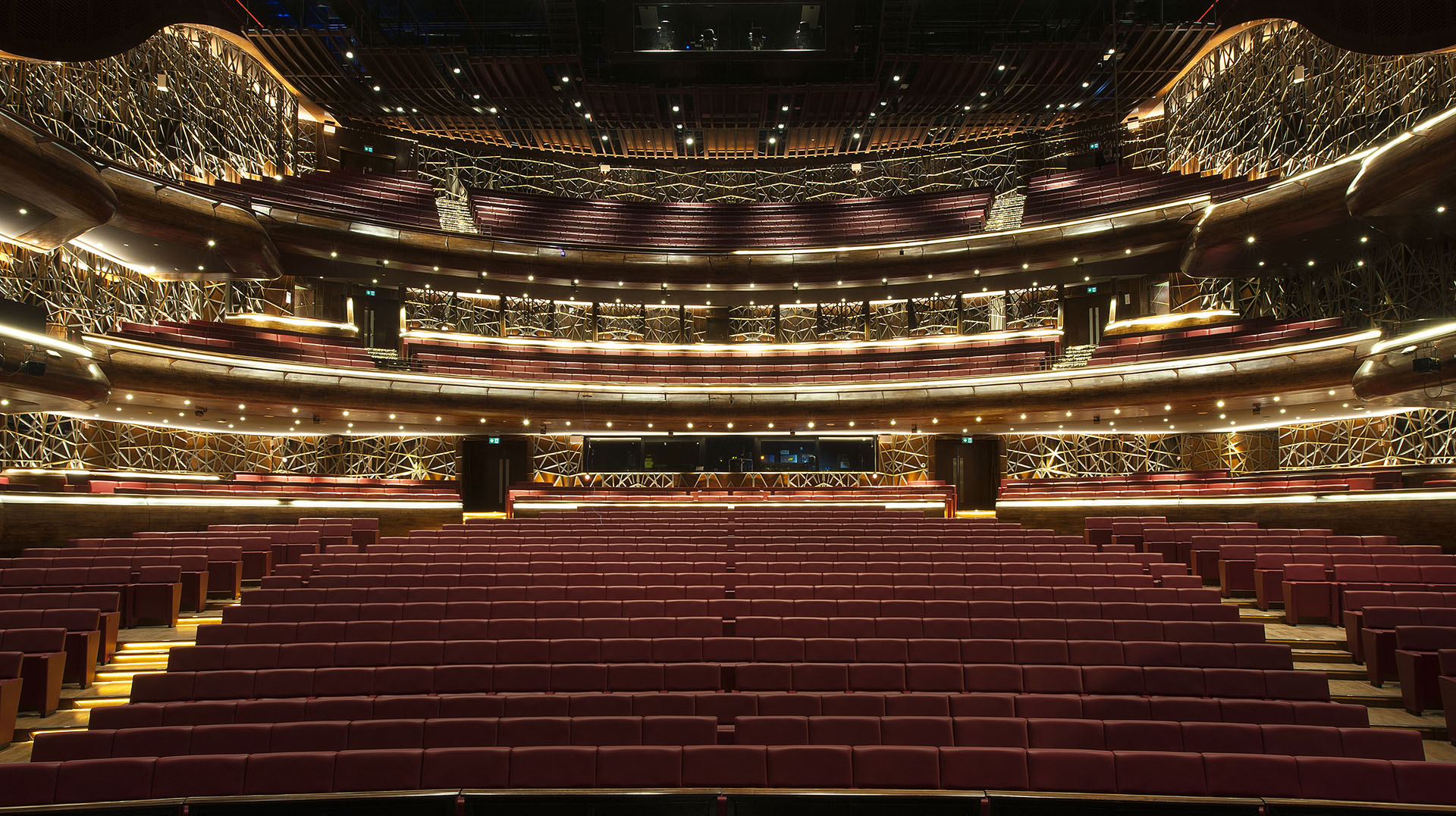 <p>Dubai Opera and &nbsp;its multifunctional auditorium makes it the most technically complex and ultramodern performing-arts venue in the world.</p>