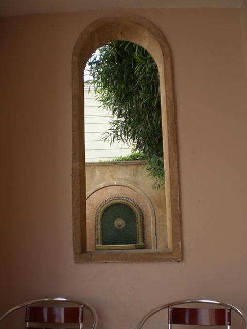 Anfa Synagogue - Entrance porch