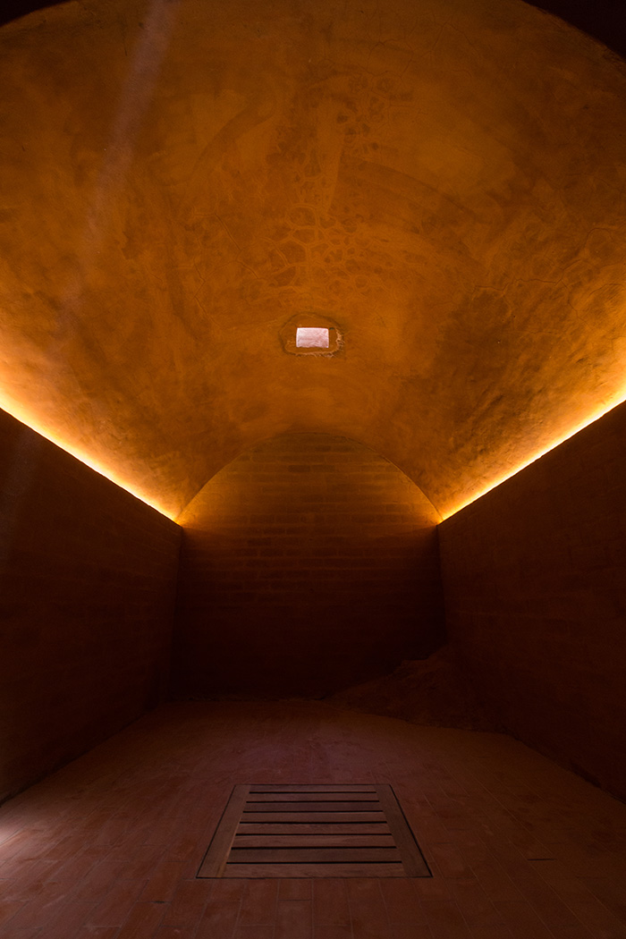 View of the cellar and its nubian vault and light well 
