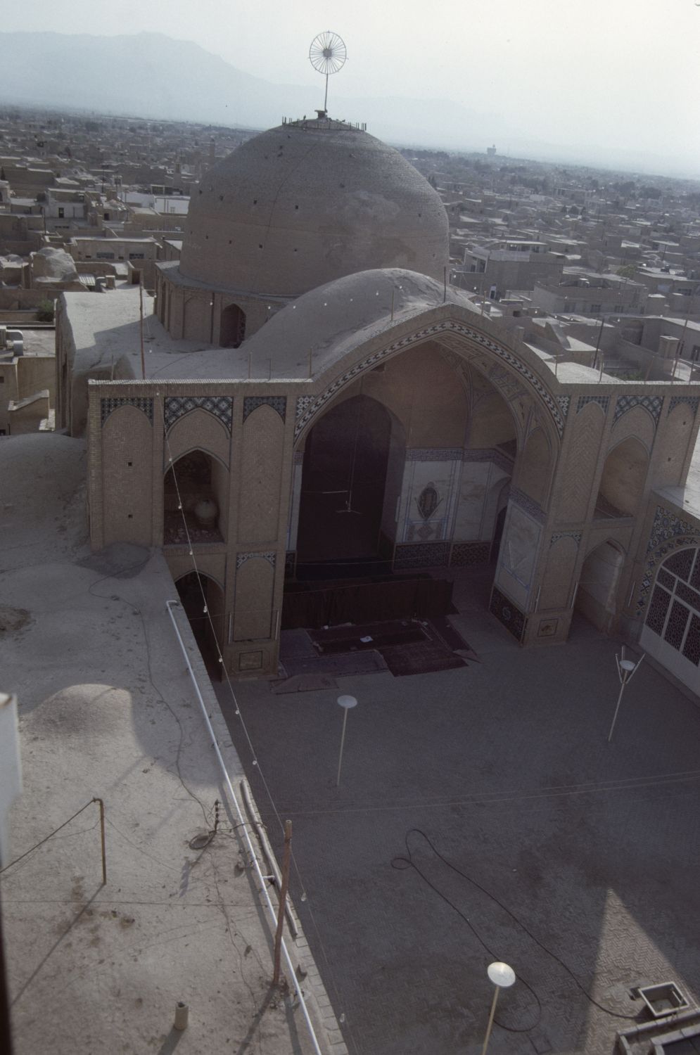 Masjid-i Jami' (Kashan) - View of qibla iwan from minaret.