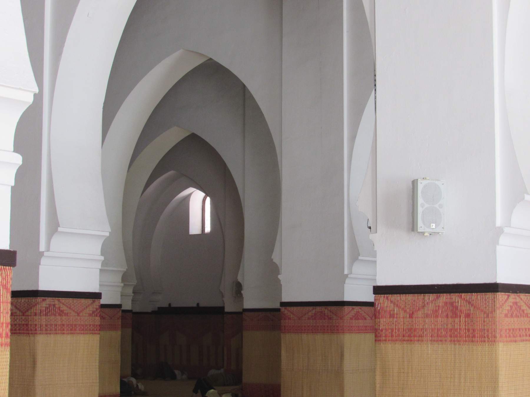 Mosquée Mohammadi - Interior view of Masjid Mohamedi.