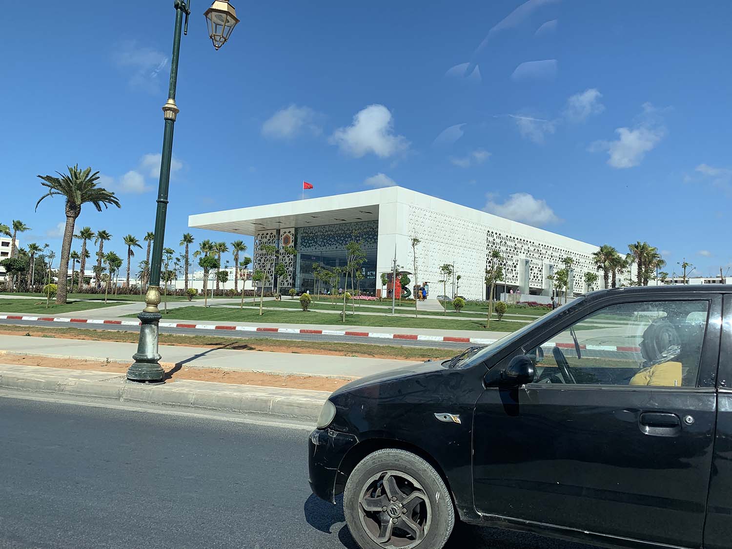 View of station's west entrance from Avenue Hassan II