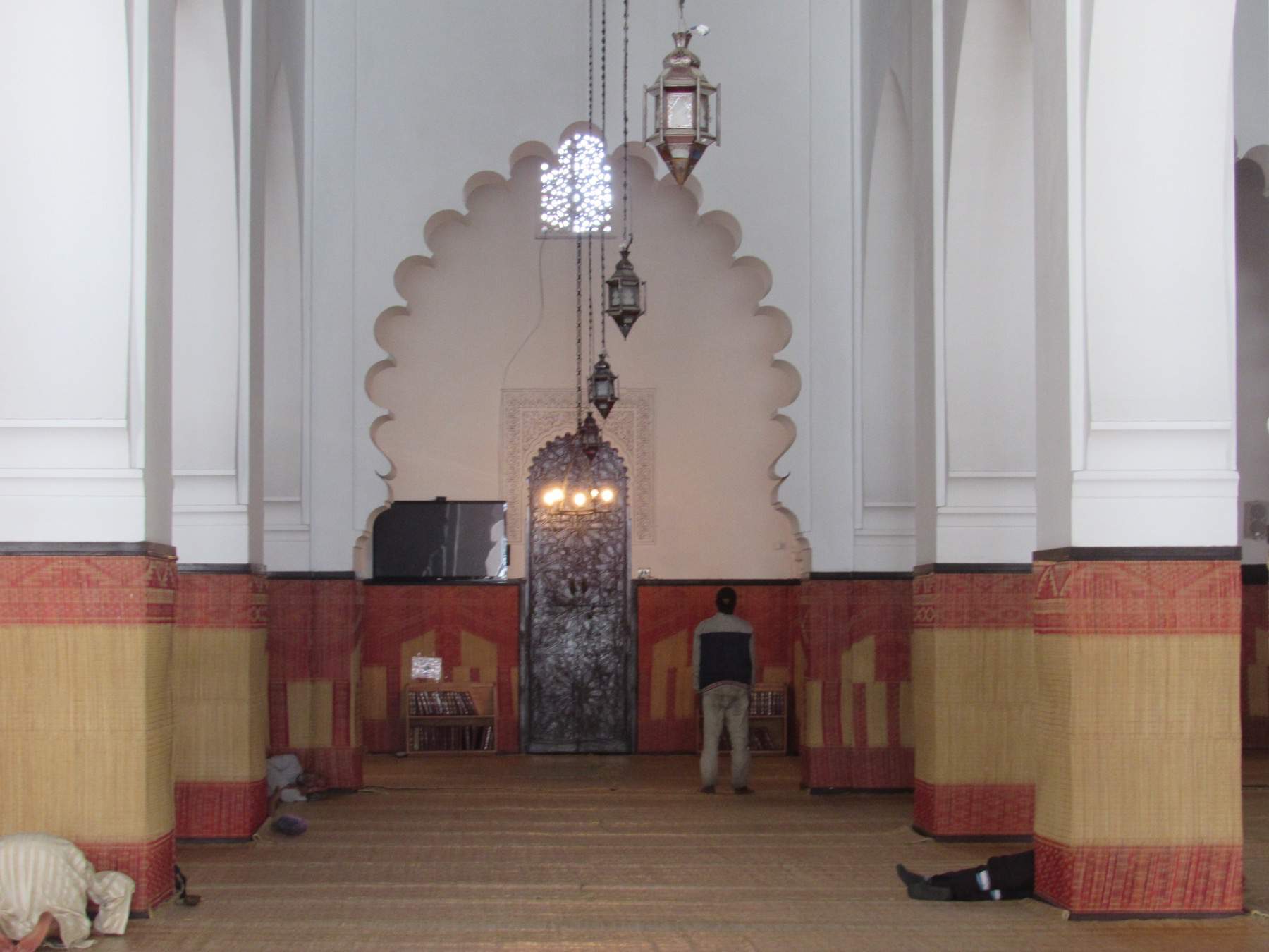 Mosquée Mohammadi - Interior view of Masjid Mohamedi.