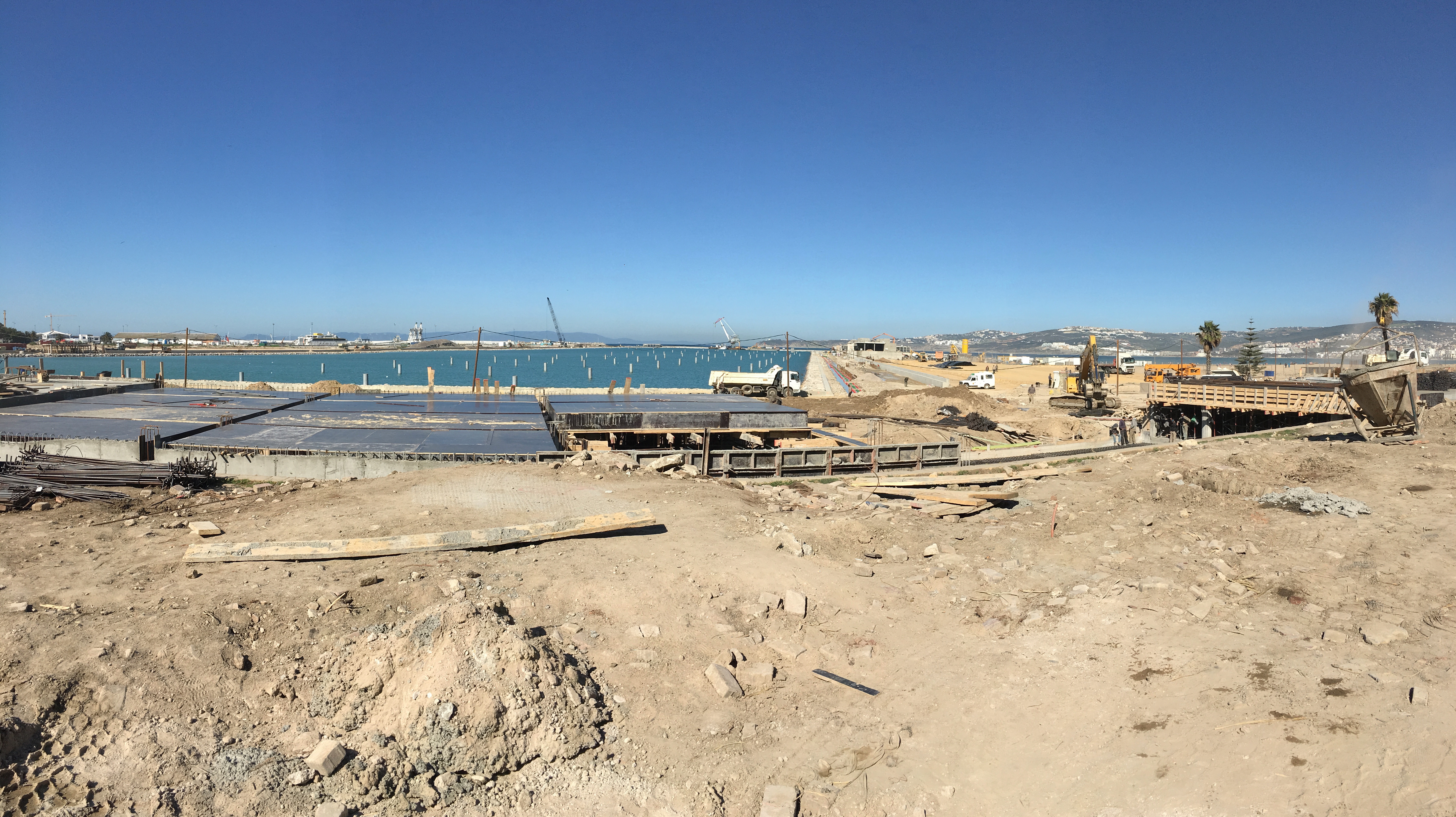 <p>Panoramic view from Avenue Mohamed VI across the construction site</p>