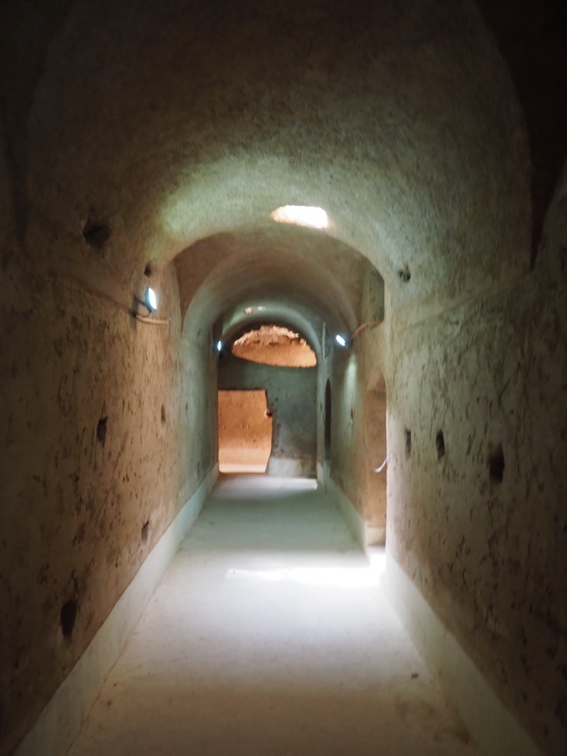<p>View of a subterranean passage</p>