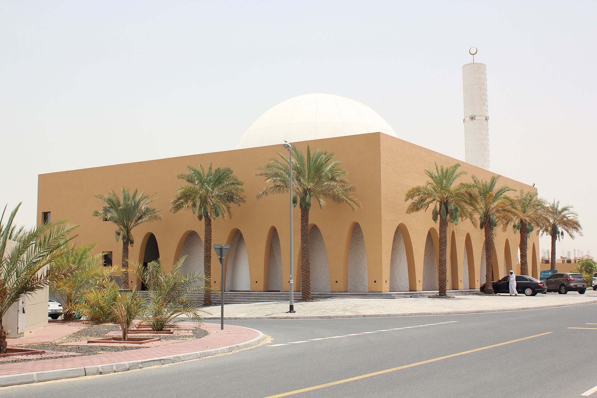 <p>In contrast to today’s typical Dubai mosque, Al Warqa’a allows for access on three sides, opening itself to its community</p><p>and surroundings.</p>