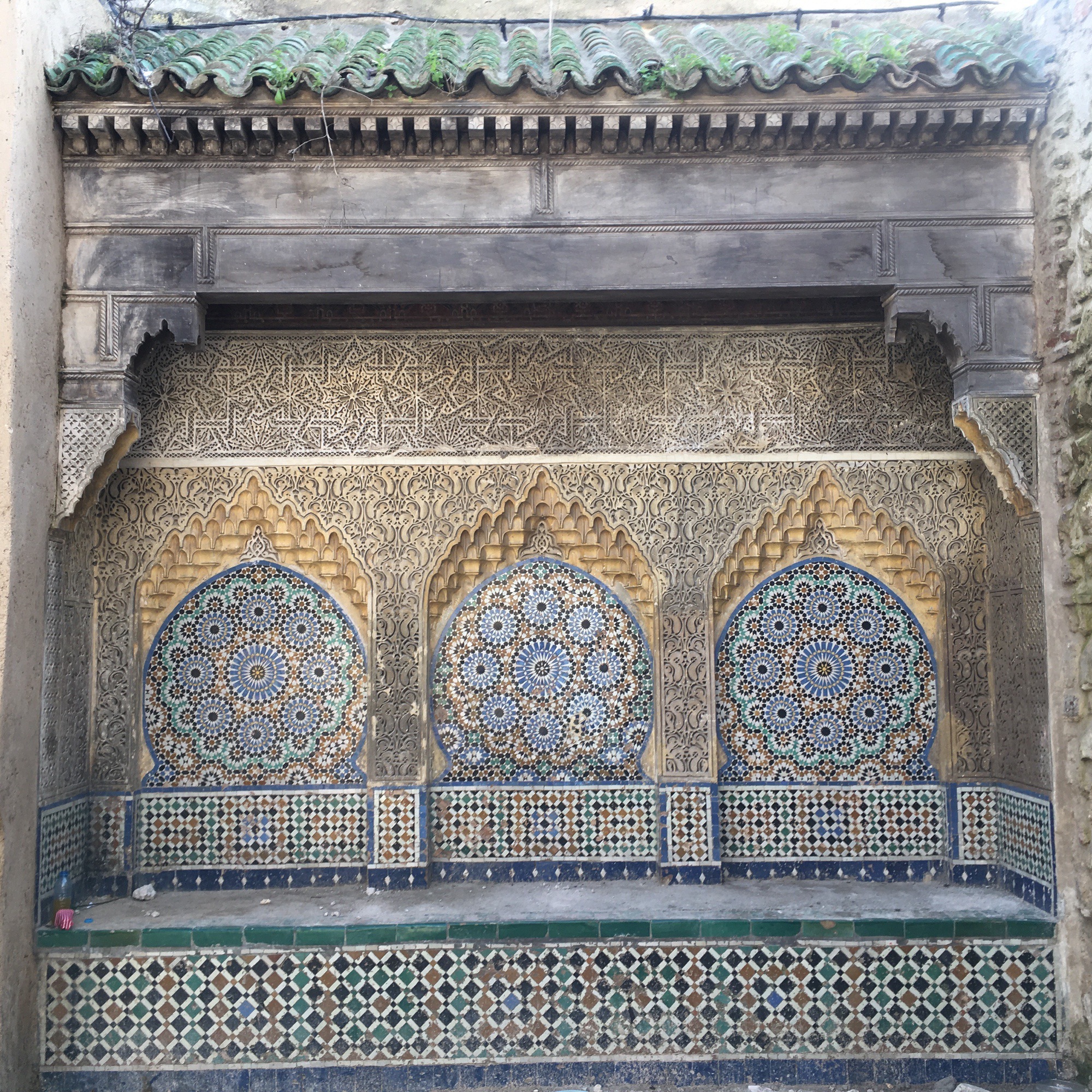 <p>View of the bench between the inner and outer gates known as the Bab el-'Assa fountain</p>