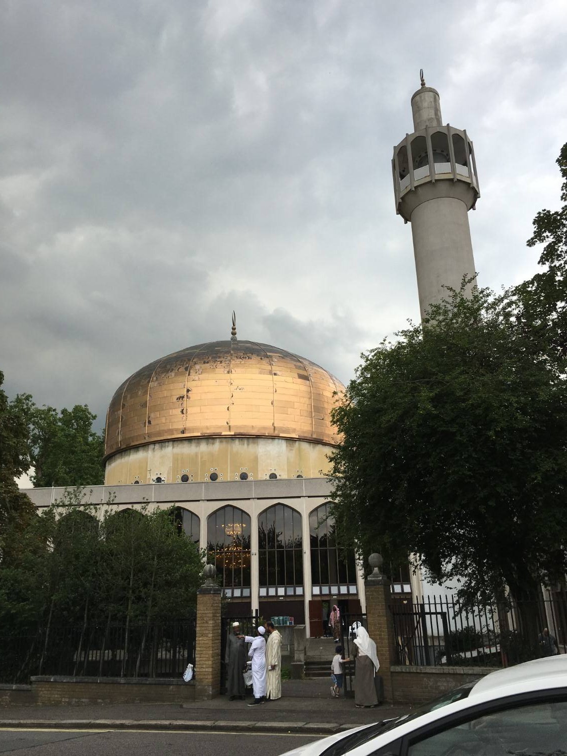 Islamic Cultural Centre & The London Central Mosque