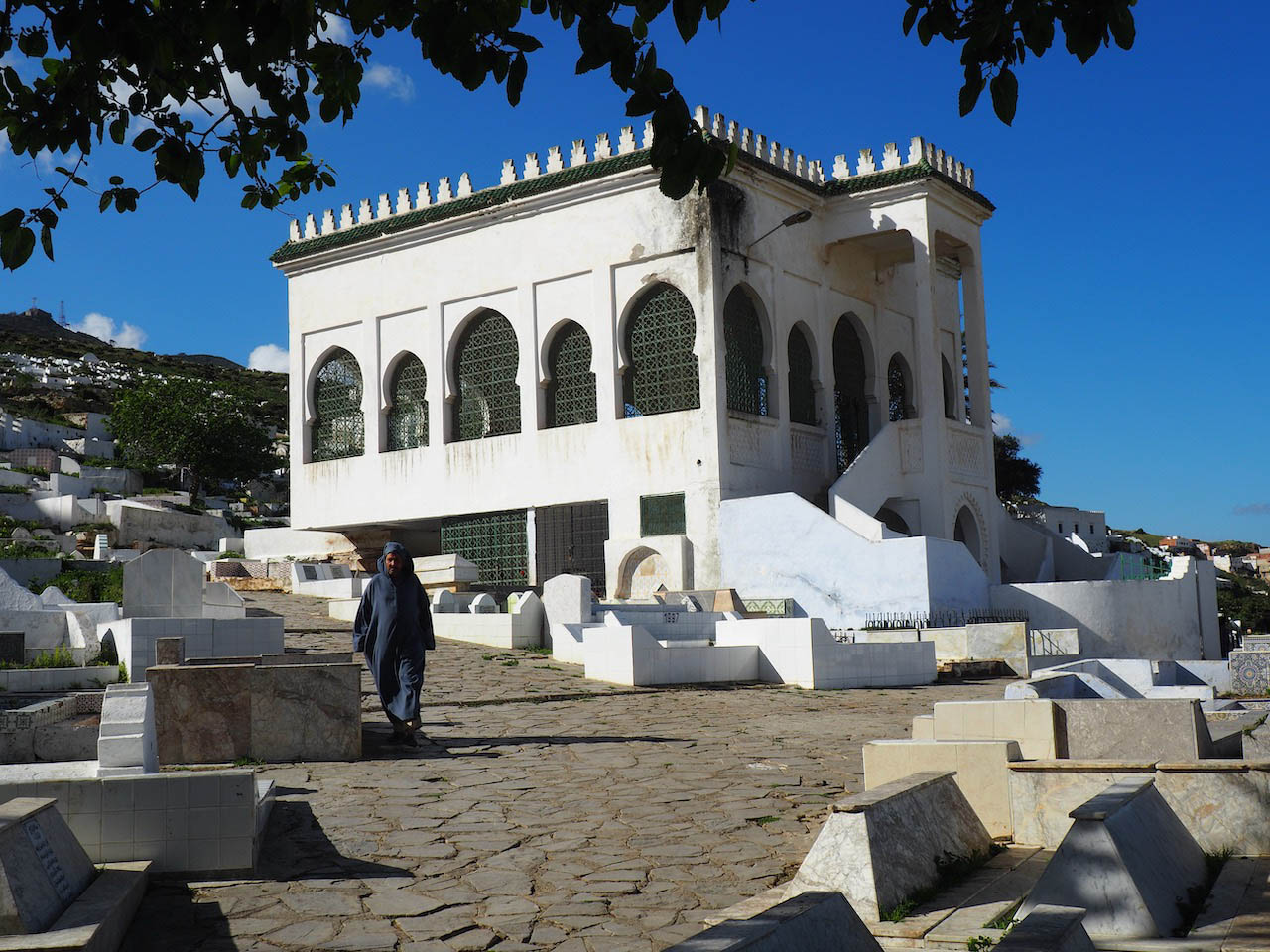 <p>Exterior view of the Mausoleum of Sidi Al-Mandri</p>