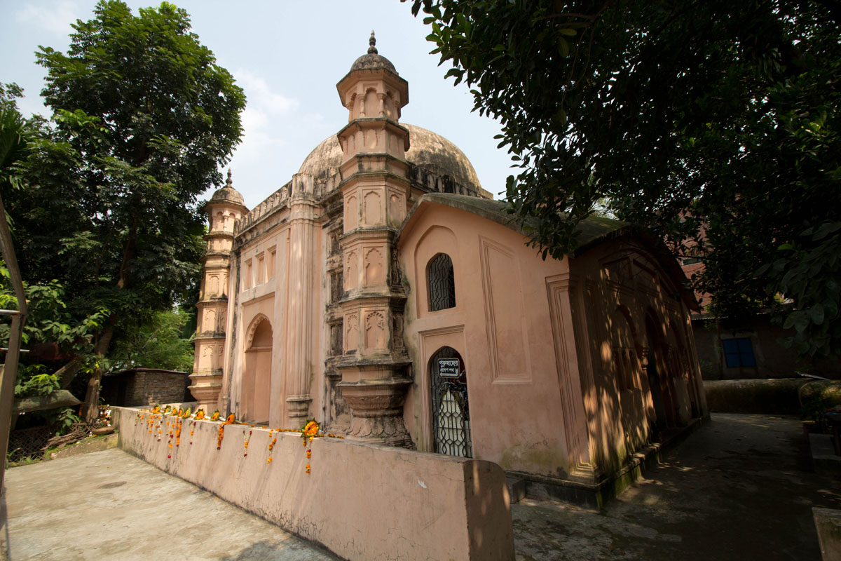 Khwaja Shahbaz Tomb