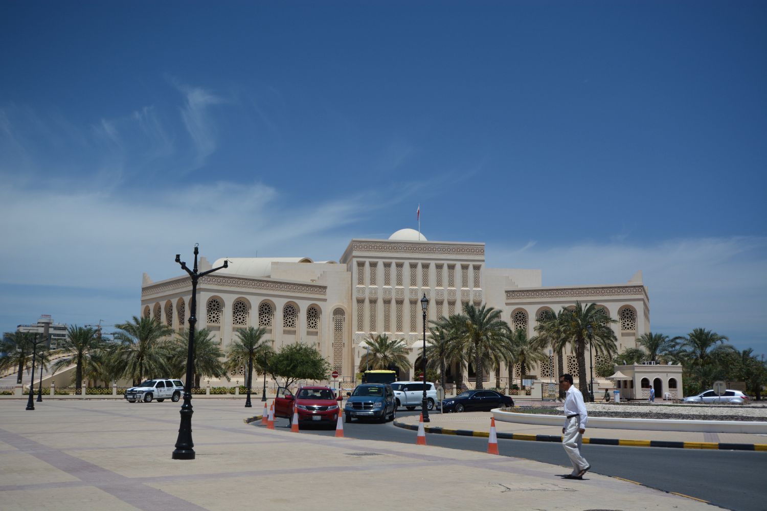 Al Fateh Grand Mosque - Exterior view of the Al-Fatih Mosque in Manama, Bahrain.