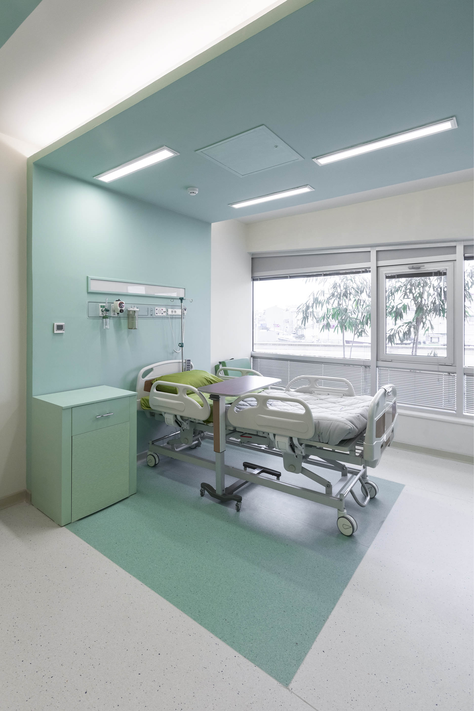 Pars Hospital - <p>Interior view, inpatient room</p>
