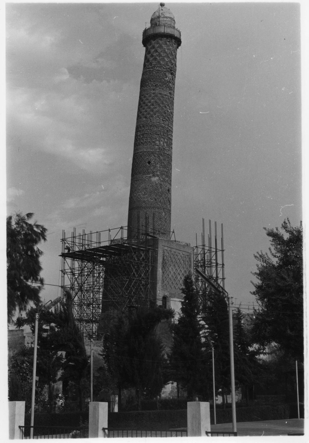 Exterior view of the minaret.