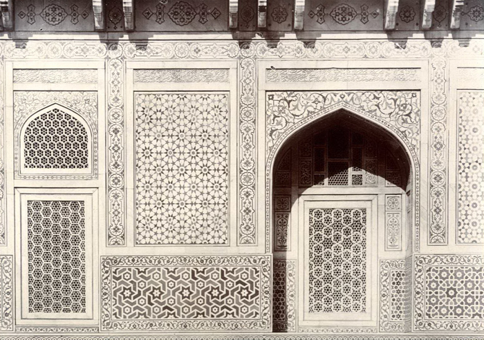 Faith and Places: Mughal Architecture in India - 19th century image of intricate and delicate carved stone patterns and screens at Itmad al-Daula