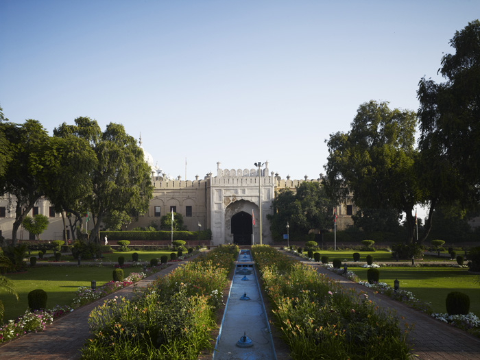 Lahore Fort Complex, Hazuri Bagh: the Roshnai Darwaza