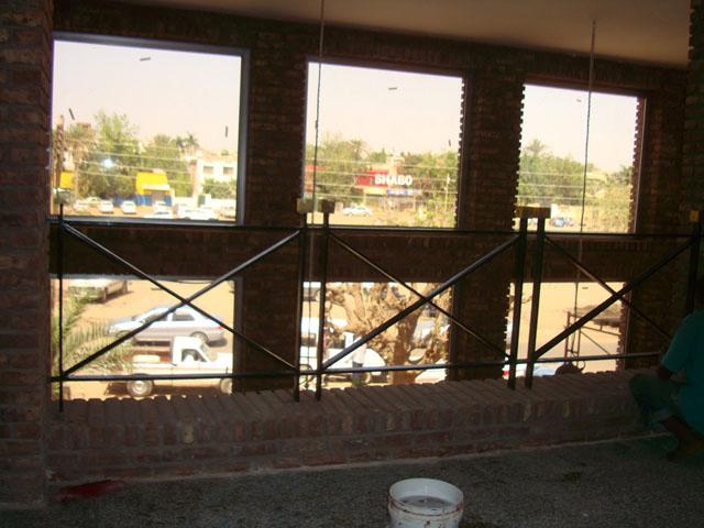 Fixation of internal balustrade on the main hall void