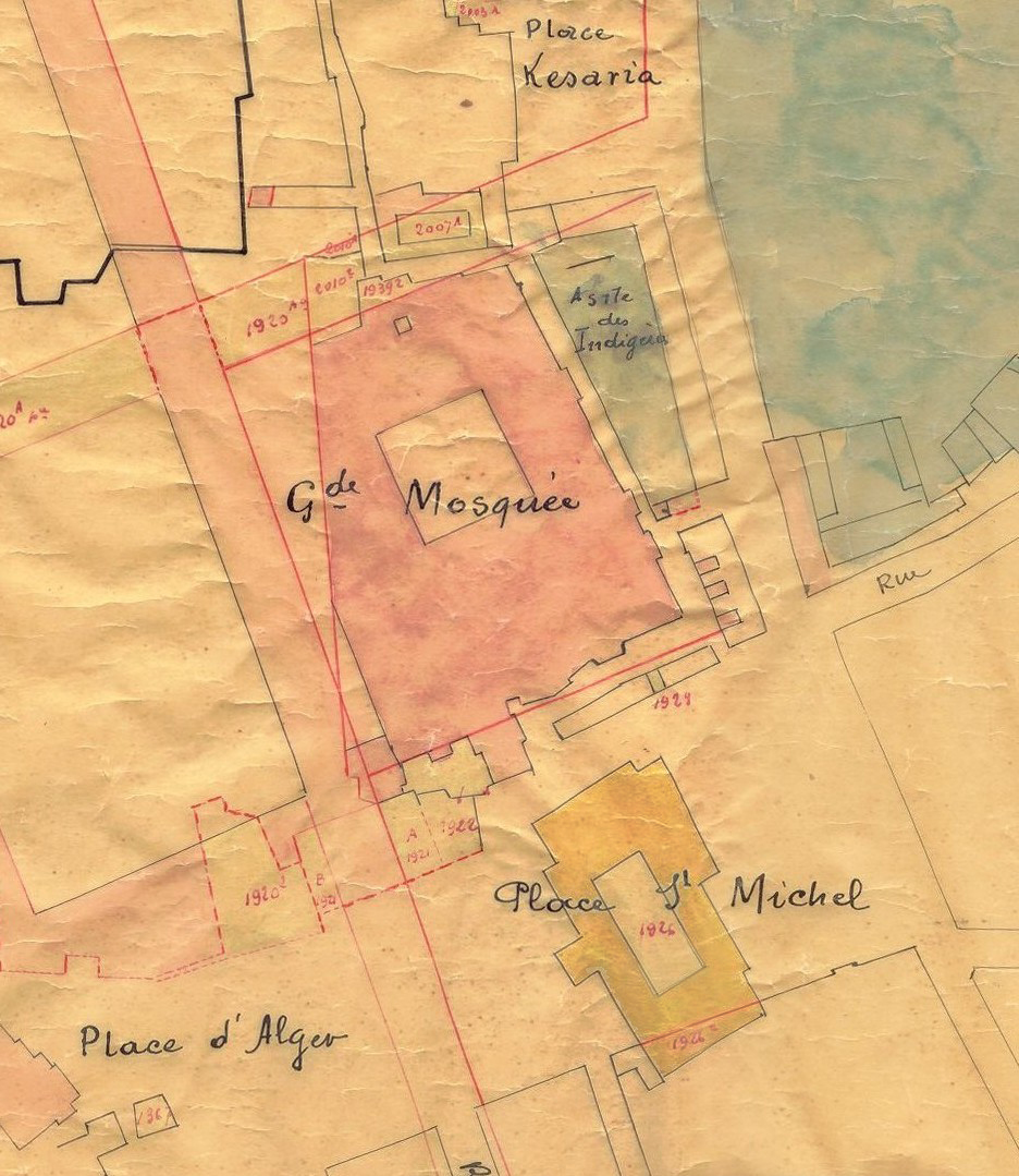 The location of the Madrasa al-Tashfiniya (in yellow)