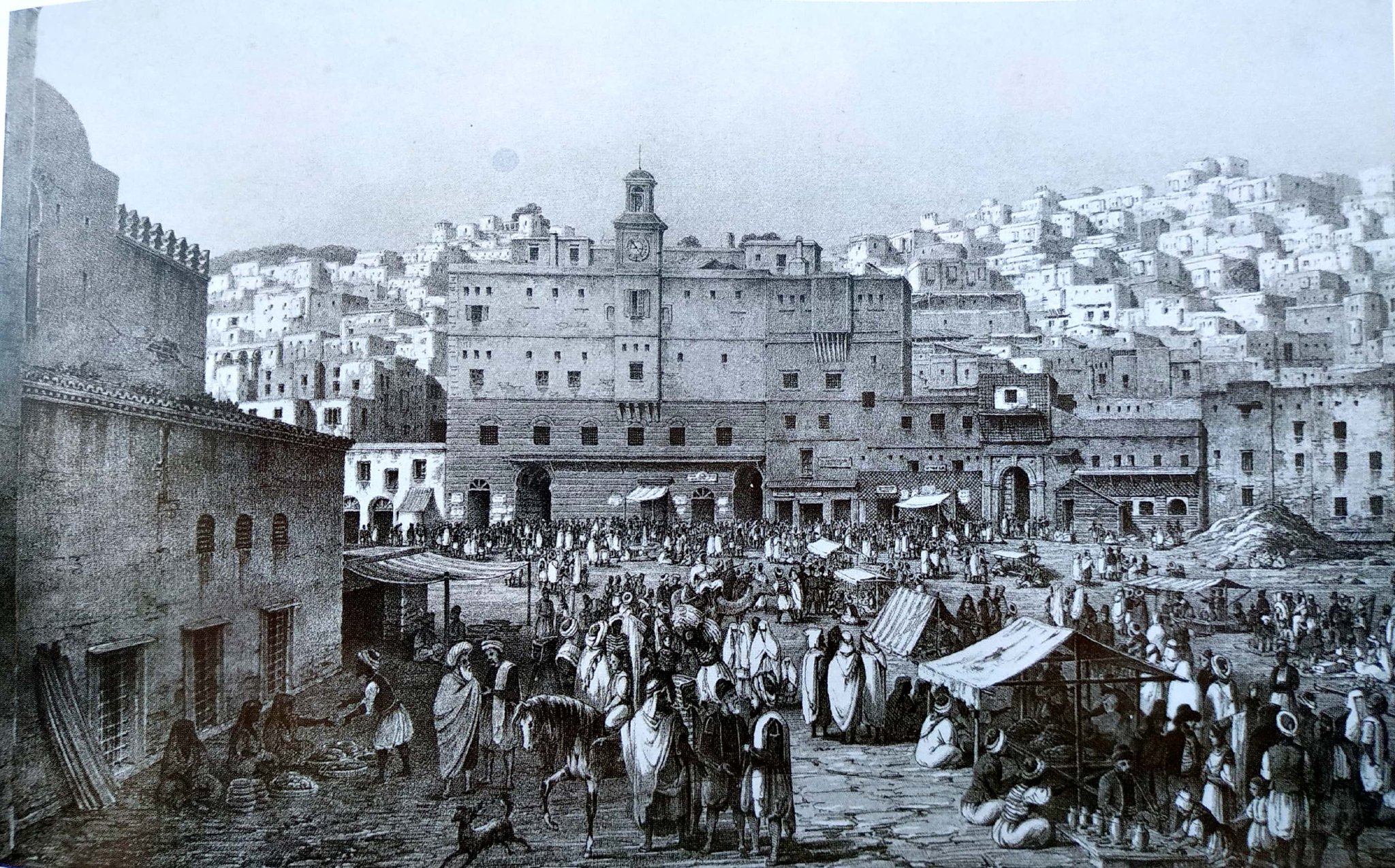 <p>Palais de la Jenina et actuelle place des martyrs en 1832</p>
