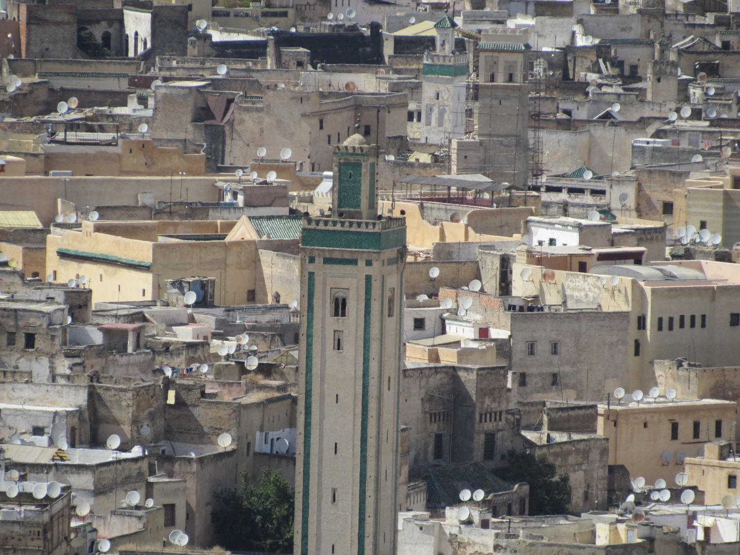 In situ view of the minaret.