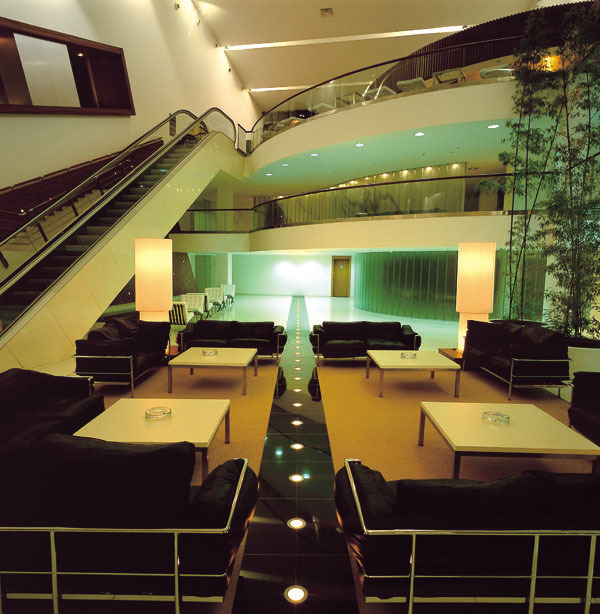 The atrium in the main hotel building
