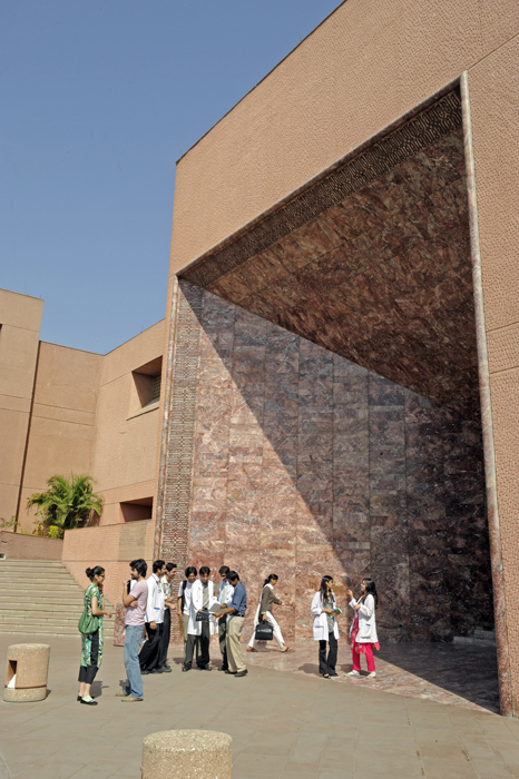 Aga Khan University - Monumental portals, lined in pink marble, mark the entry to major buildings on the campus