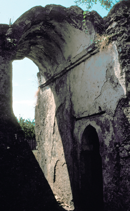 Small vaulted room to the east of the south hall.