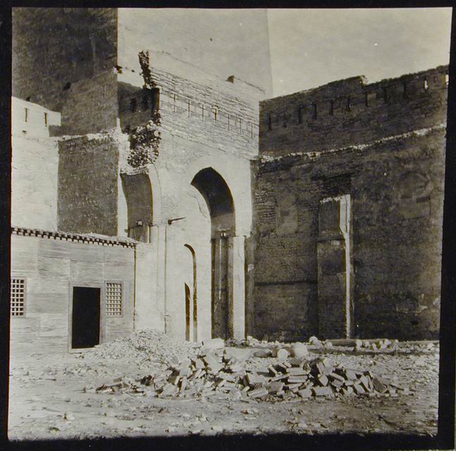 Entrance to north minaret