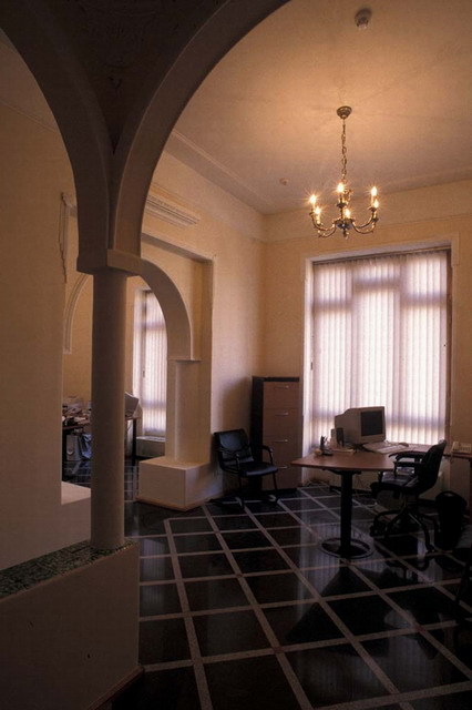 Interior view of experts' section, first floor