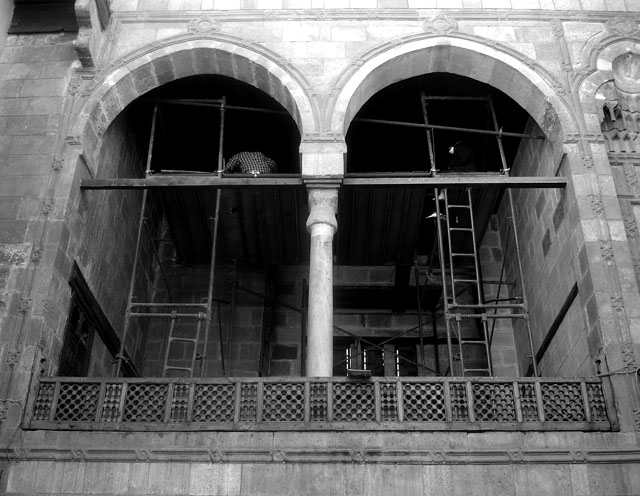 Manzil Zaynab Khatun - View of loggia overlooking courtyard