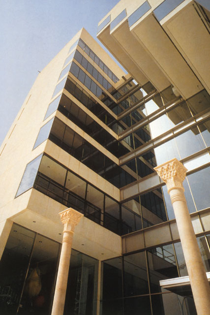 King Faisal Foundation Phase II - Exterior view showing glazed façade