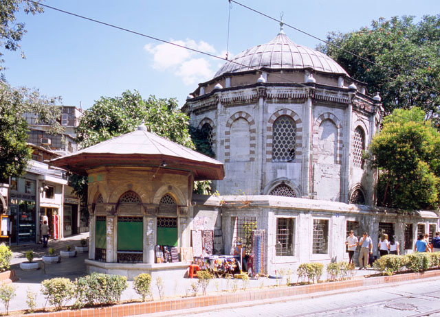 Exterior view of tomb and sabil from Divanyolu