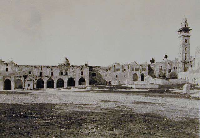 View of west side, Minaret al-Ghawanima at right