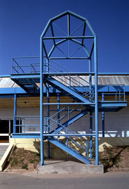Steel-frame staircase