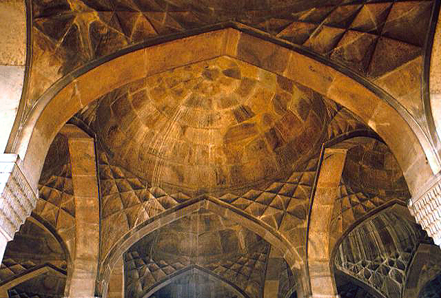 Interior view of ceiling and squinches